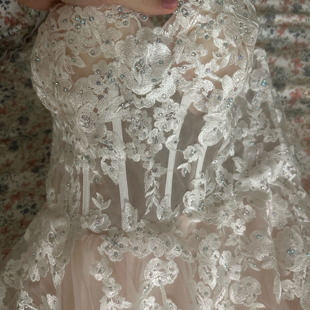 Prom Dress - Picture 5 of 10